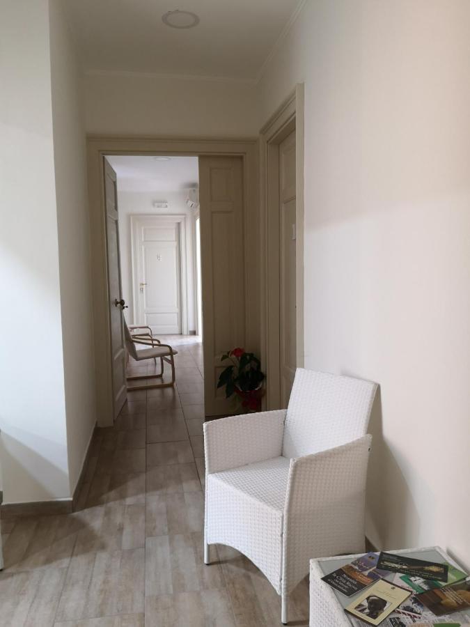 La Camelia B&B Мессина Экстерьер фото