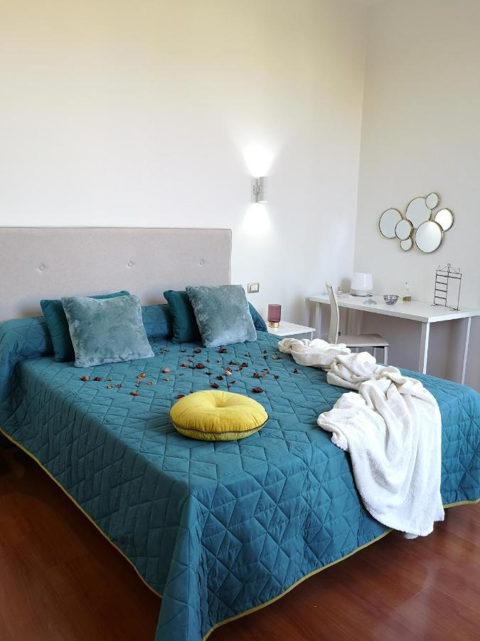 La Camelia B&B Мессина Экстерьер фото
